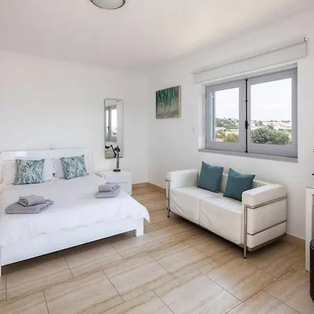 Great Location Villa 6 Bedroom Pool Villa Guia (Faro)