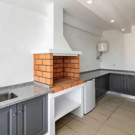 Βίλα Great Location Villa 6 Bedroom Pool *